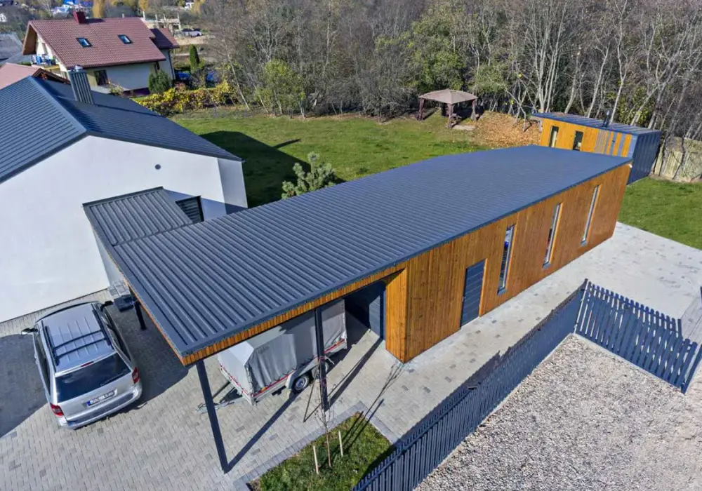Dach jednospadowy – zalety, wady i zastosowania w nowoczesnym budownictwie